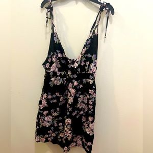 Forever 21 Mini dress. Size L